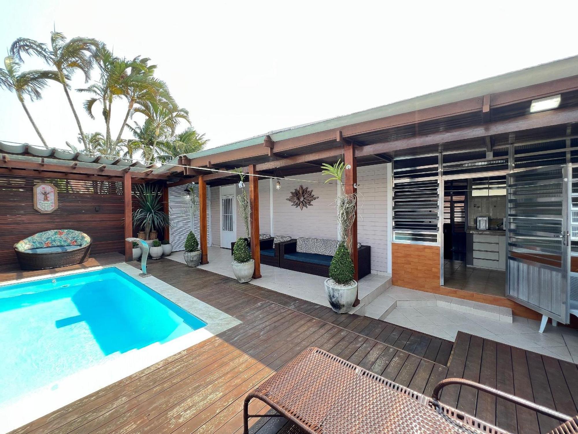 Casa Agradavel Com Piscina, A Poucos Passos Da Praia Peruibe Exterior photo
