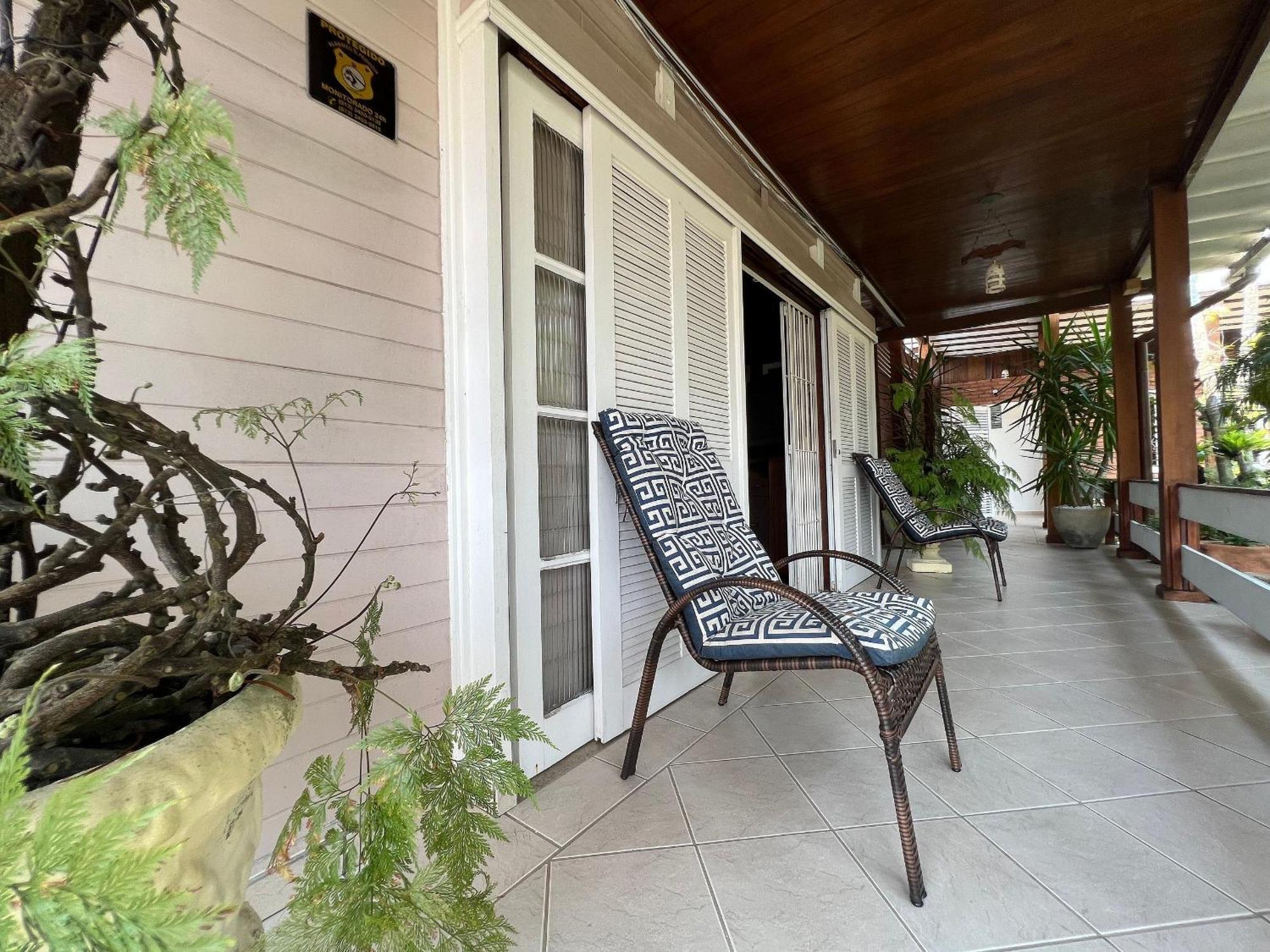 Casa Agradavel Com Piscina, A Poucos Passos Da Praia Peruibe Exterior photo